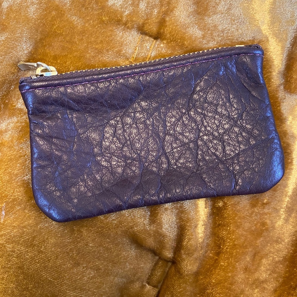 Small leather zipper pouch
